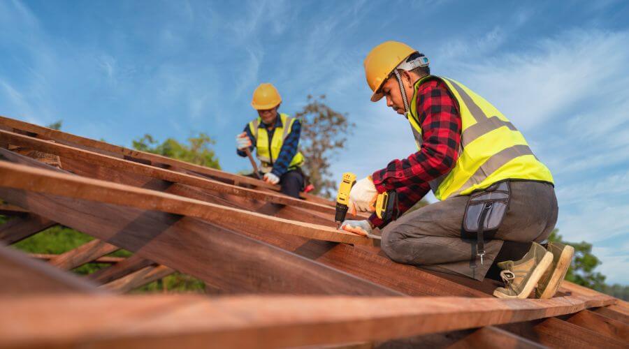 Expert Emergency Roof Repairs services in Mauckport, IN